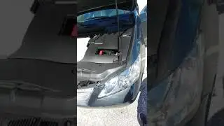 Найдите блок предохранителей и реле на автомобилях Lexus ES с 2007 по 2012 год.