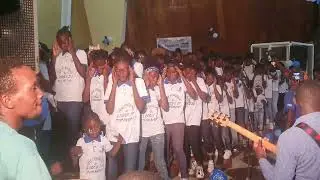 Kiyelele baba avec les Ecodi de l'EEC de Bacongo