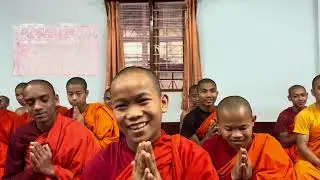 Meeting with monks at MBSI (परिचय)  Dhamma USA