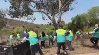 Hundreds of volunteers clean up Lake Murray Community Park