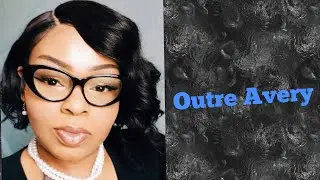 Outre Avery/cute summer bob