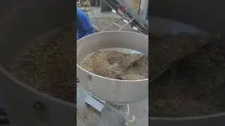 Household lighting electric stainless steel mixer, large blades are evenly mixed