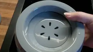 Anti-knoei waterbakken in 4 verschillende kleuren!