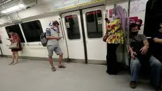 Singapore train ride from Outram Park to City Hall MRT station