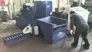 Automatic Metal Shavings Baler Machine#recycle #machine #iron #aluminium #shavings #metal