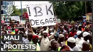 Mali protests: Opposition groups call for president to resign
