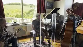 La Cavallina - Experimental, improvised music by Cassani, Campbell and Stephen