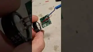 Did you know this!? Be aware if you're using these cheap 433Mhz transmitters! #arduino #rf #jammer