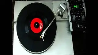YO TENGO UNA MUNECA(bambola) - CANTA GIANNI ROTINO CON IL COMPLESSO DEI LOS MOYCANOS - DEL 1961 -