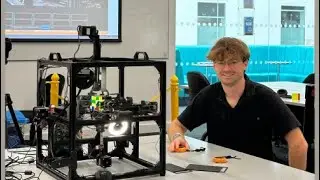 The Revenger sets World Record for 4x4 Cube Solving Robot