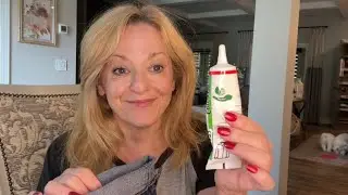 Fabric Glue Review &ndash; Clear, Durable No-Sew Adhesive #ad