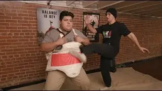 100 Kicks in 60 Seconds