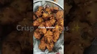 Crispy pakodas ✨. #iftardelights #iftar #food #foodshorts #cooking #homemade