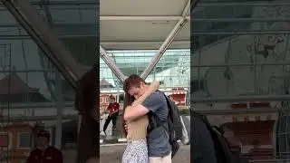 Baper Parah! Gini Perasaan Cici Ketemu Mas Bule di Bali