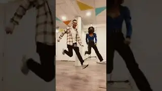 michou et Elsa mange des pied