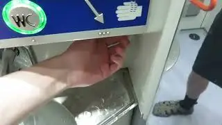 Unknown built-in hand dryer onboard JKOY Class Sm5 (Stadler Flirt)