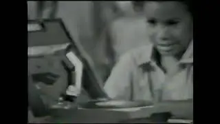 Kenner toys close'n play commercial 1978
