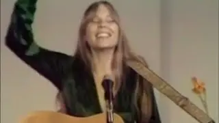 Joni Mitchell & Arlo Guthrie - Mississippi River Festival | July 7, 1969 