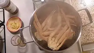 Crab Legs! | The Totally Honest Cooking Show: Episode 183