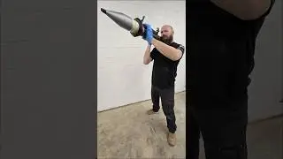 NOT a rocket launcher! 🇸🇪 AT4 84mm M136 High-Explosive Anti-Tank Recoilless Weapon #military #edc