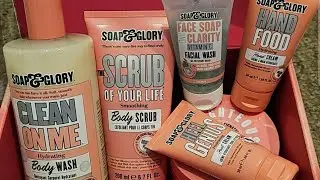 Soap and Glory gift set. Have you tried this? #iamacreator #SoapAndGlory