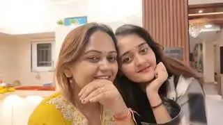 OMG Bindass Kavya ke Mummy ka New Youtube Channel monetize ho gaya Aaj kitchen me kya bana hai?