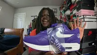 The Chicken Chan Show - Who said Supreme fell off? Nike X Supreme the elite dream team.