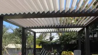 PERGOLA BIOCLIMATIQUE INSTALLUX by F.A.S.