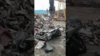Satisfying Vehicle Scrap Process - Hydraulic Shear Destruction