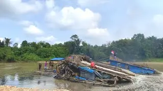 KERJA NONSTOP SIANG MALAM,!  MENCARI EMAS BANYAK DI PULAU TERLUAR INDONESIA | WORK HARD FOUND GOLD