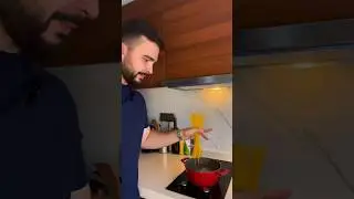 ЛАЙФХАК 😱 КАК ВАРИТЬ СПАГЕТТИ 🍝 #shorts