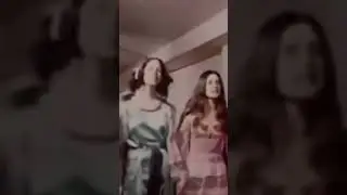 Charles Manson certainly had a hold on these girls. Here they are singing as they walk to court.