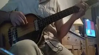 Space Oddity (David Bowie) Bass Cover Klira Twen Star 356