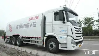 Evernew Road sweeper_ the biggest road sweeper, one engine!