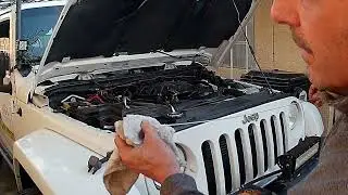 2013 Jeep Wrangler Rubicon, checking oil changing with Baxter oil filter adapter