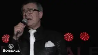 Chris Dean sings Tony Bennett