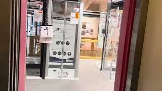 Schindler S-Series Aufzug bei Hornbach in Bielefeld-Sieker