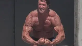 Bill McAleenan 55 Year Old Bodybuilder Posing Routine at Muscle Beach, 5/27/13