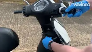 Using The Steering Lock on the Piaggio Liberty 125