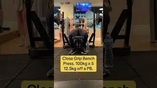 Close grip Bench Press 100kg x 5 again #triceps #motivation #workout