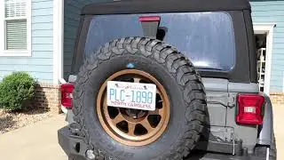 Jeep Wrangler JL   Method MR701 wheels with BFG KM3 tires