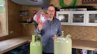 Hoe sluit je een drukregelaar of installatie-set aan op je gasfles?