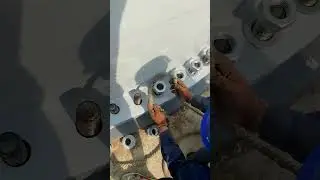 Wrapping Rope Around Bolts &ndash; Securing Structure