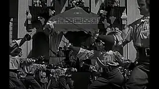 1935 Three Musketeers   Fencing Exhibition