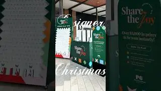 🎄✨ Transforming your shopping centre into a #festive wonderland with #christmasartwork! 🎁🎅🏼