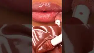 DISCOVER ALL SUPER BOOST LIP GLOSS SHADES