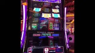 Double Top Dollar Slot Macine Bonus Round shot on Ray Ban Meta 😎 Glasses