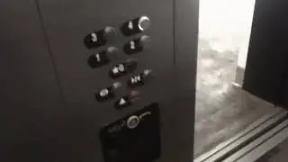ThyssenKrupp Aurora Hydraullic Elevator At Weston Lakeside Apartments Building 4, Cary NC 2025 Retak