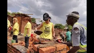 Voluntarii Habitat for Humanity Rom&acirc;nia construiesc case &icirc;n Malawi   long