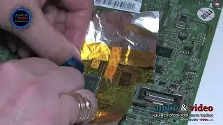 Samsung UE32D5500 - Como reparar aver&iacute;a com&uacute;n - Memoria Nand Flash